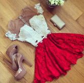 Vestido de Renda Vermelho cod 01