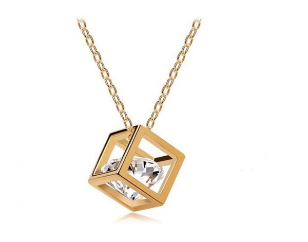 Colar com Cubo de Cristal (Code AC03)
